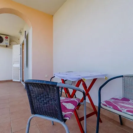 Apartments Stara Maslina Slatine Kültér fotó