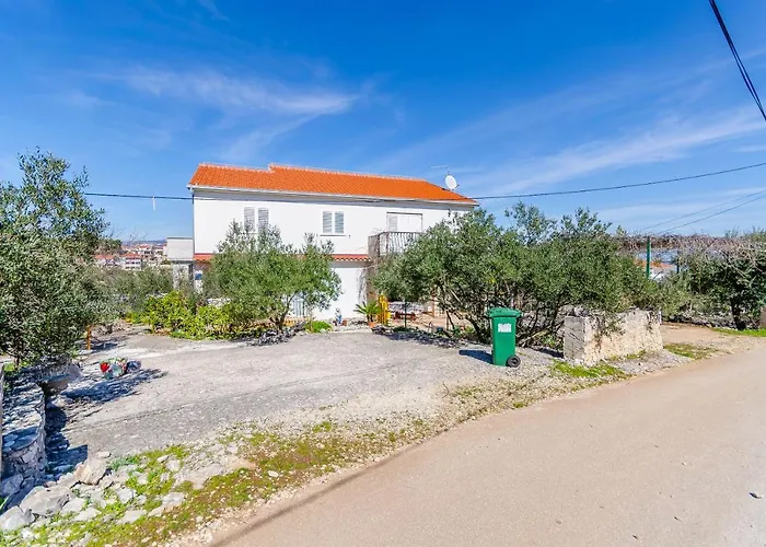 Apartments Stara Maslina