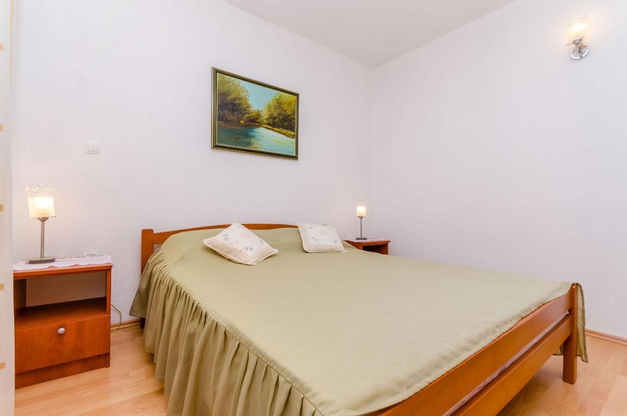 Stara Maslina Apartment *